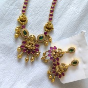 Antique necklace -01
