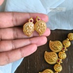 antique-necklace-02