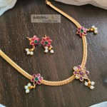 antique-chocker-07