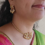 antique-chocker-01